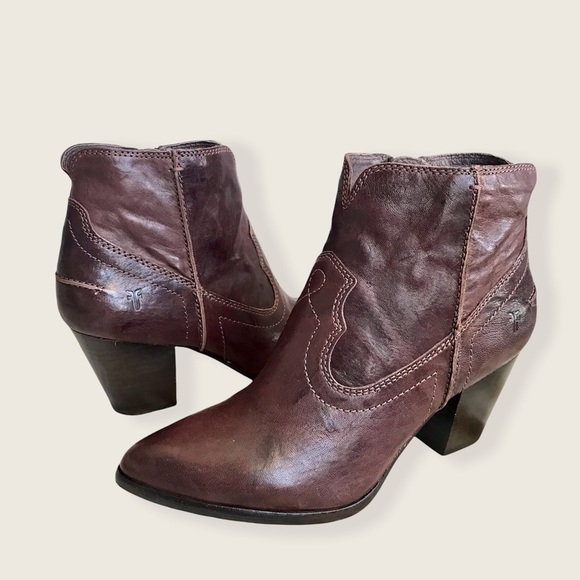 Frye Renee Seam Brown Leather Short Ankle Bootie - Picture 6 of 16
